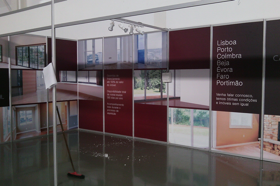 Stand (5)